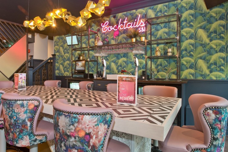Slug & Lettuce Adds A Touch Of Glamour To Blackpool