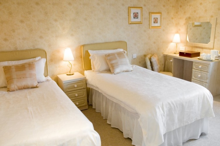 Twin Room - The Old Coach House, Dean Street, South Shore, Blackpool Hotel for Families and Couples